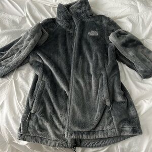 Women’s North Face jacket. Perfect for spring weather!